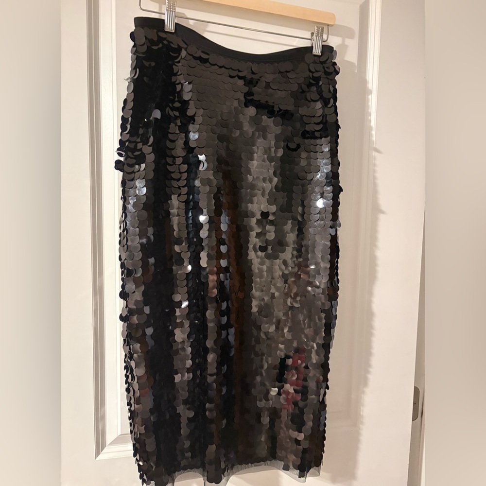 Scoop Pencil Skirt